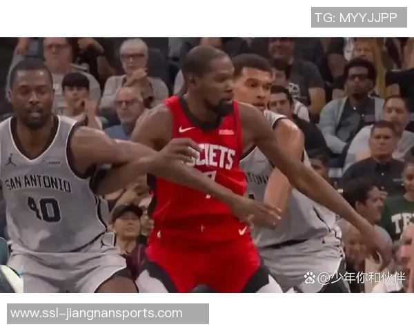 马刺与火箭季后赛第三场激战回顾与精彩瞬间分析 马刺与火箭季后赛第三场激战回顾与精彩瞬间分析